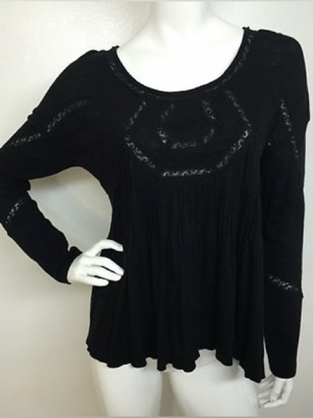 Free People Hope Tunic Black Long-Sleeve Lace-Trim Scoop Neck Top Medium